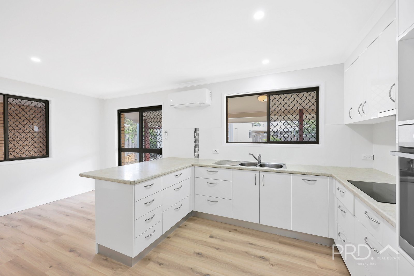 11 Richard Street URANGAN 8