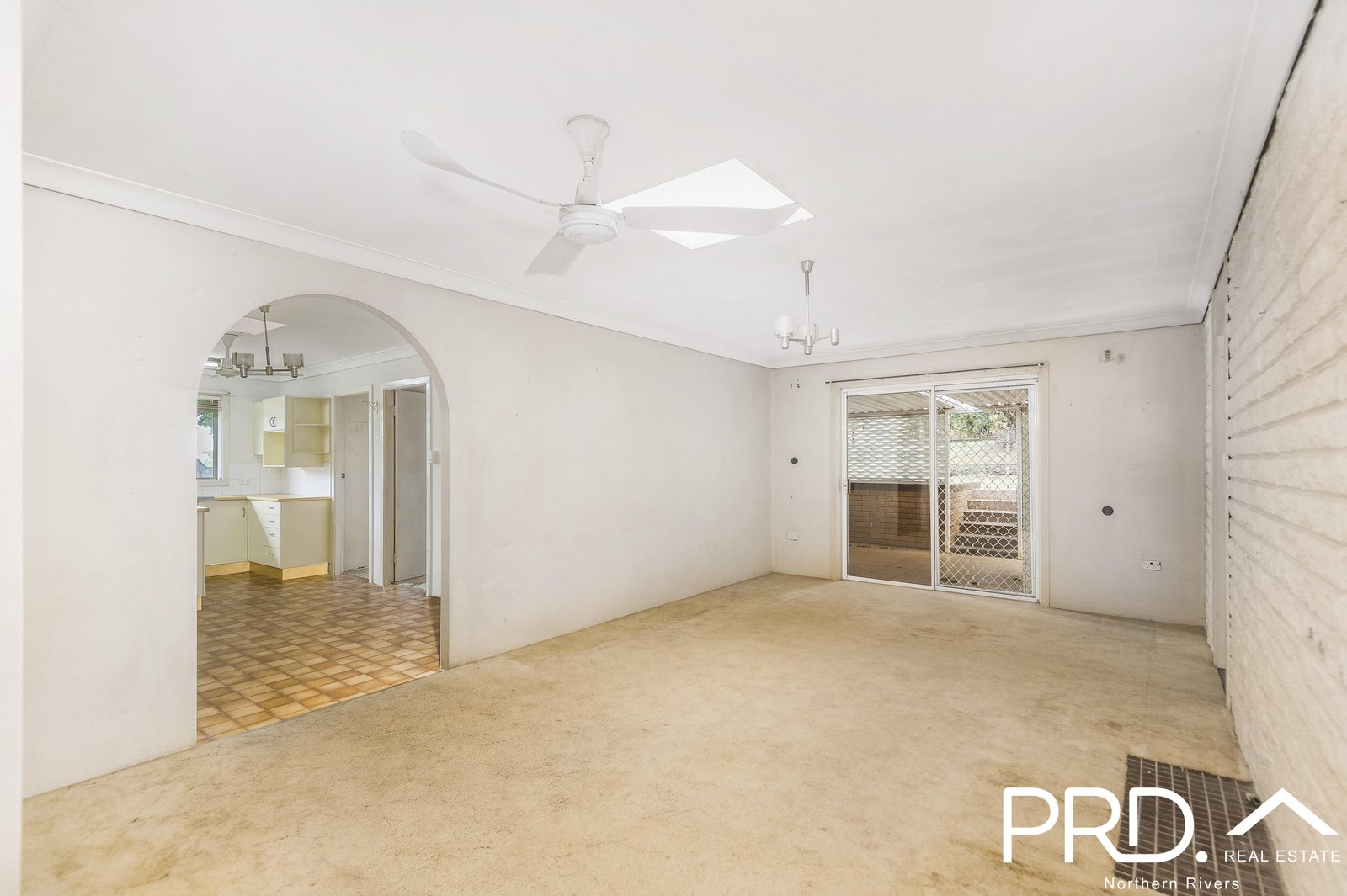 11 Richardson Street GOONELLABAH 3