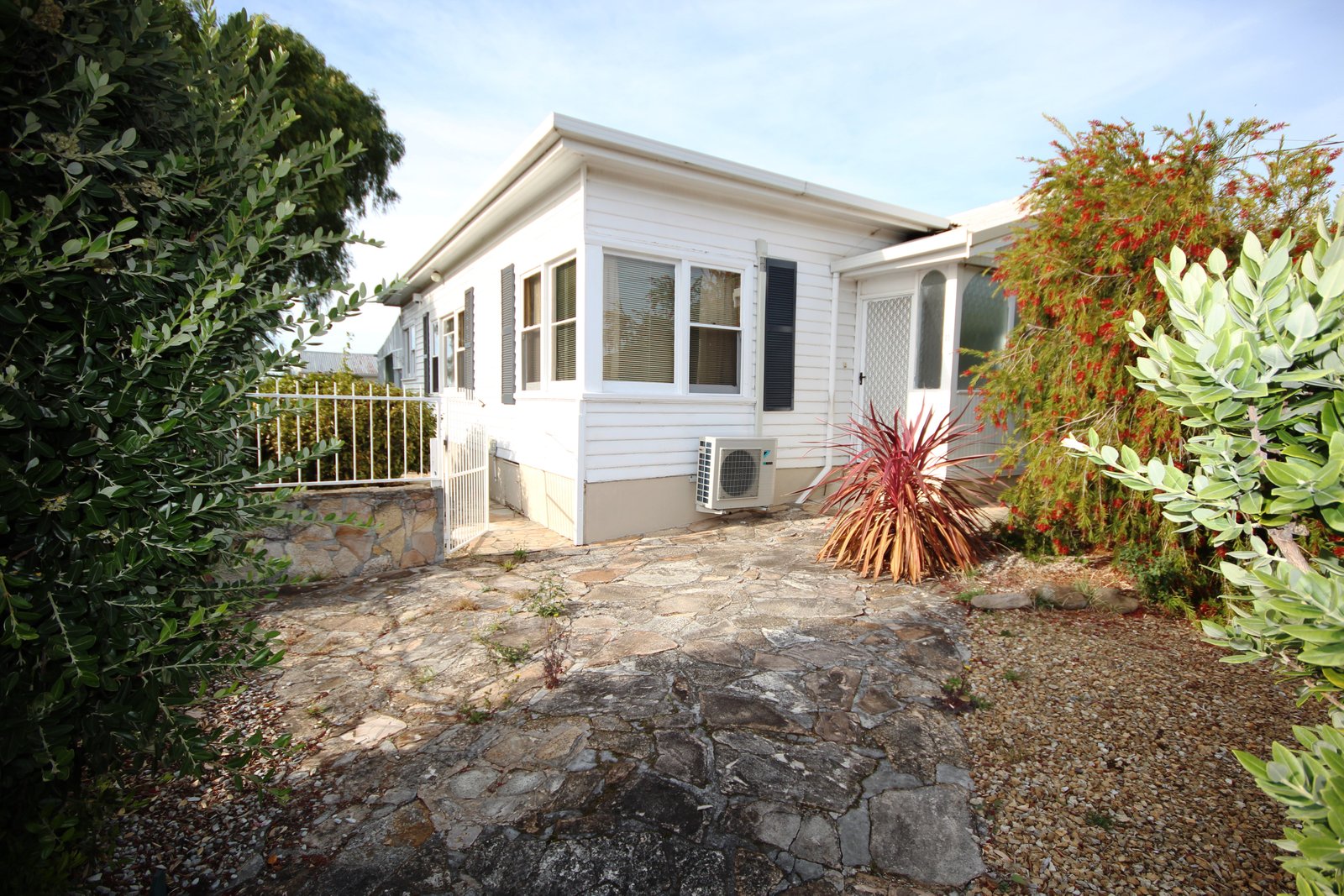 11 Riverway Road MONTROSE 2