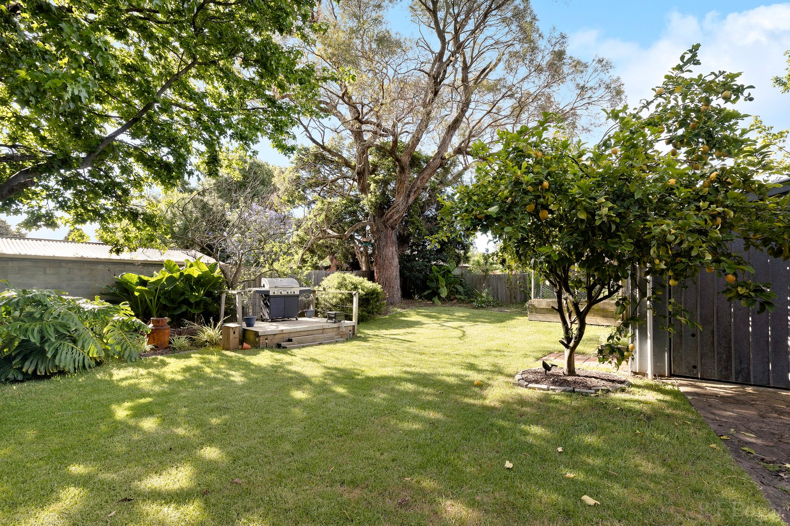 Real Estate and Property in 11 Rivette Street, Scoresby, VIC