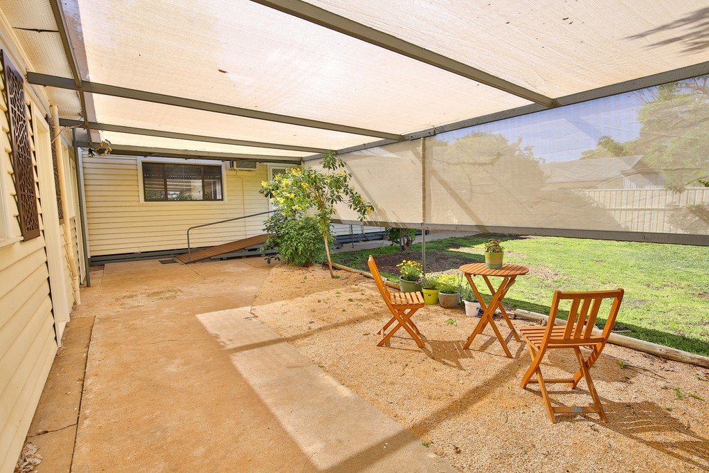 11 Rose Street BURONGA 11