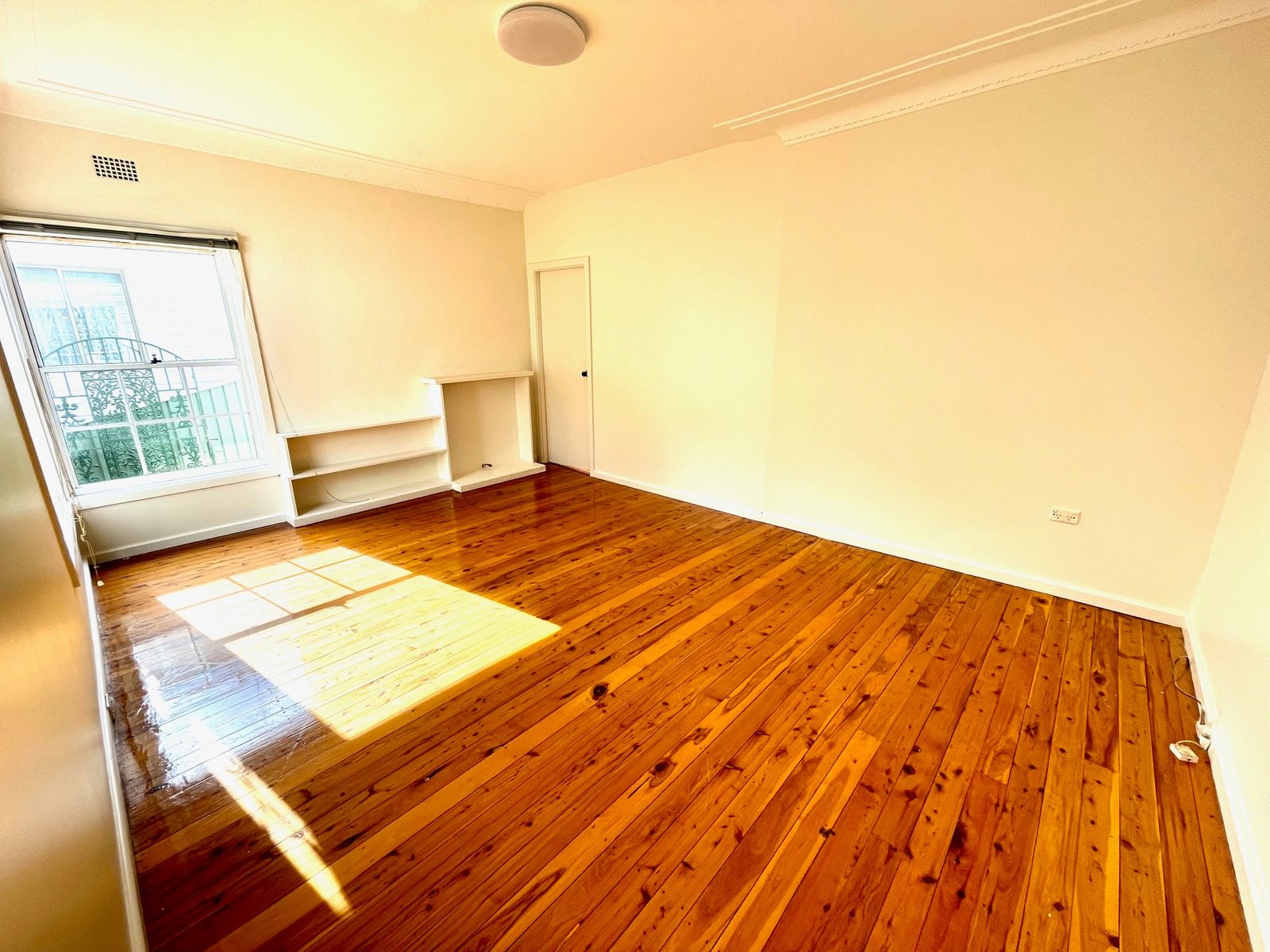 11 Roseanne Avenue ROSELANDS 7