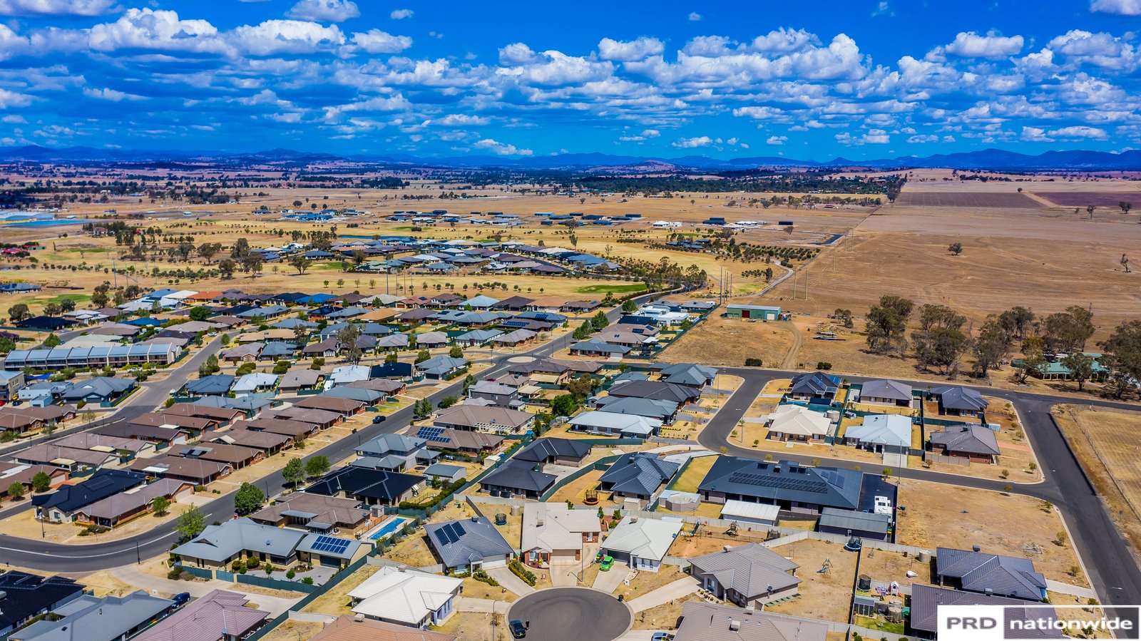 11 Rosehill Place TAMWORTH 26