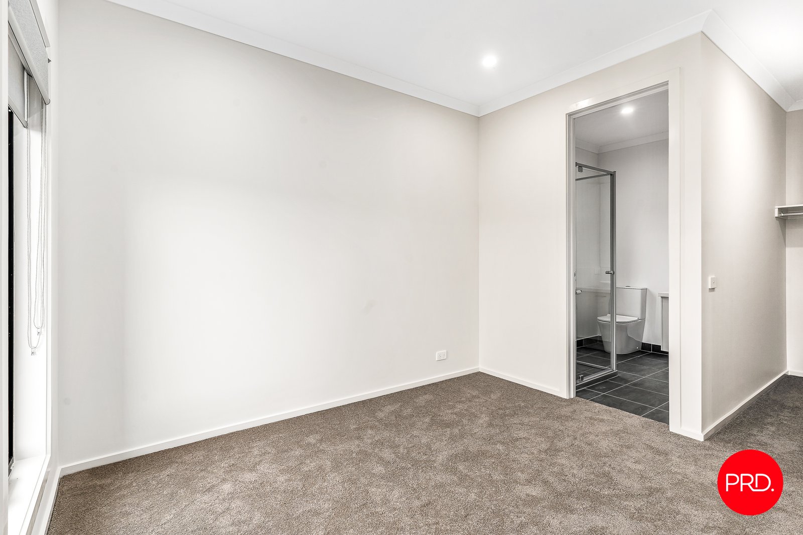 11 Rothschild Close EPSOM 8