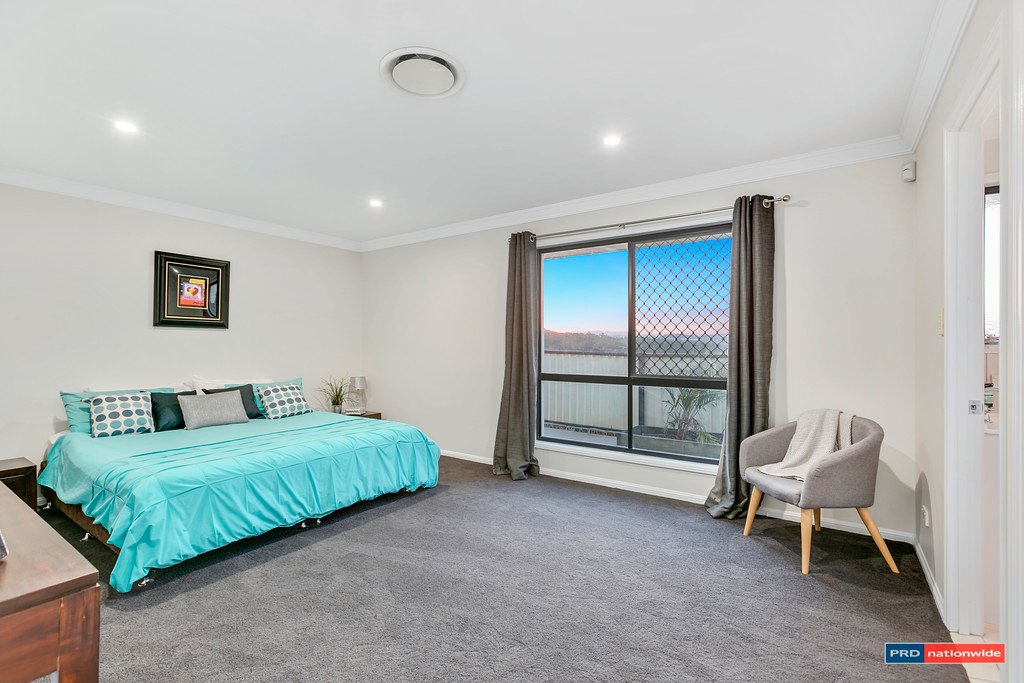 11 Royal View Close BURLEIGH HEADS 10