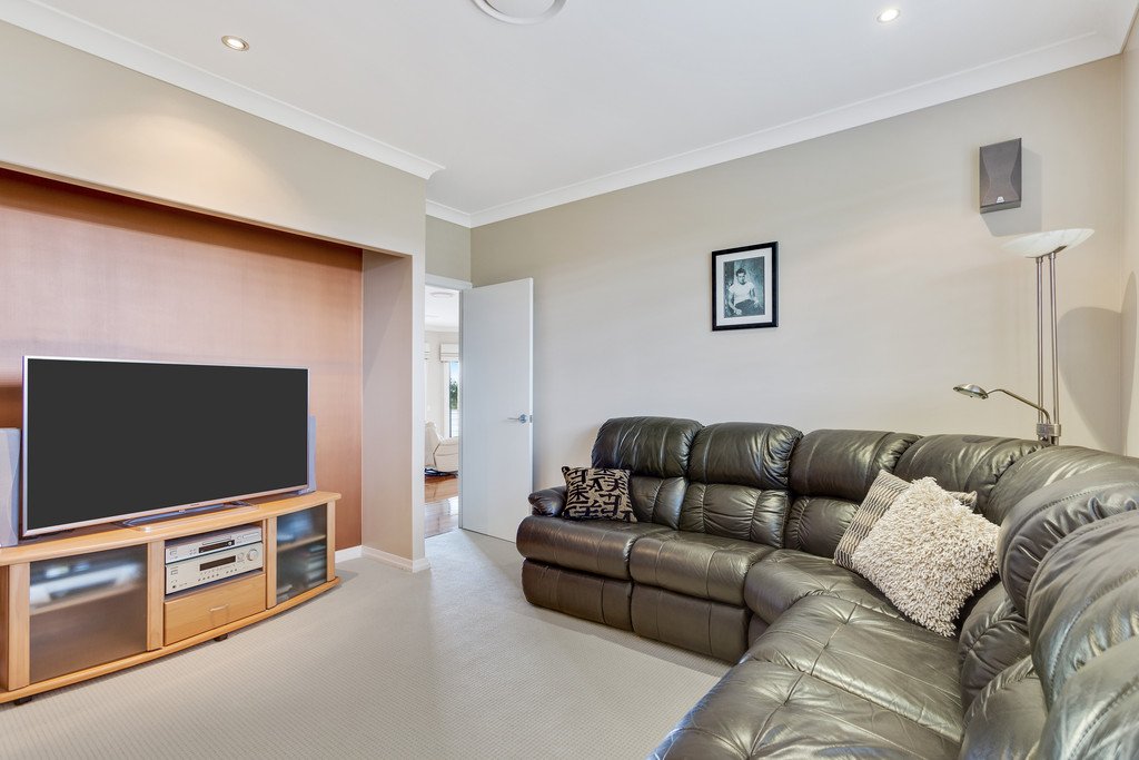 1/1 Royal View  Close BURLEIGH HEADS 4