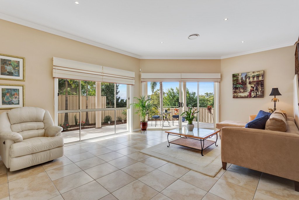 1/1 Royal View  Close BURLEIGH HEADS 13
