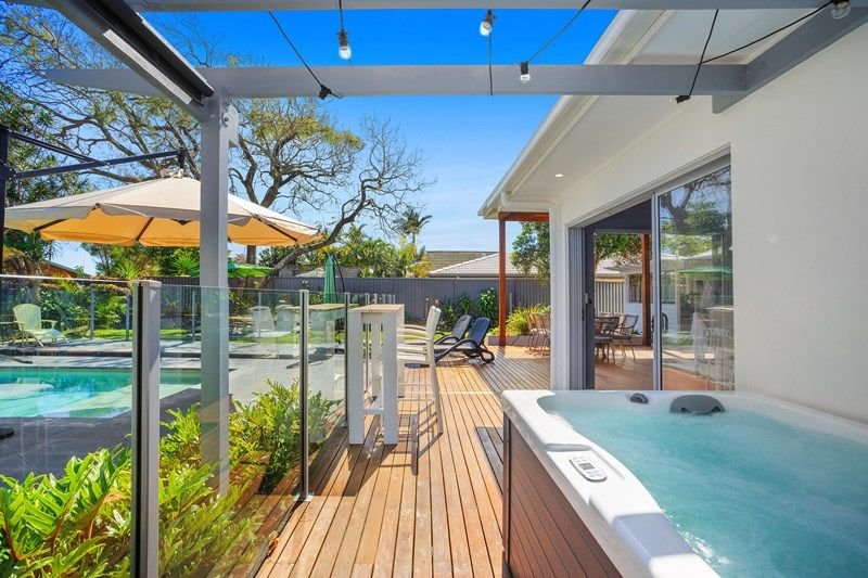 11 Rumrunner Street MERMAID WATERS 17