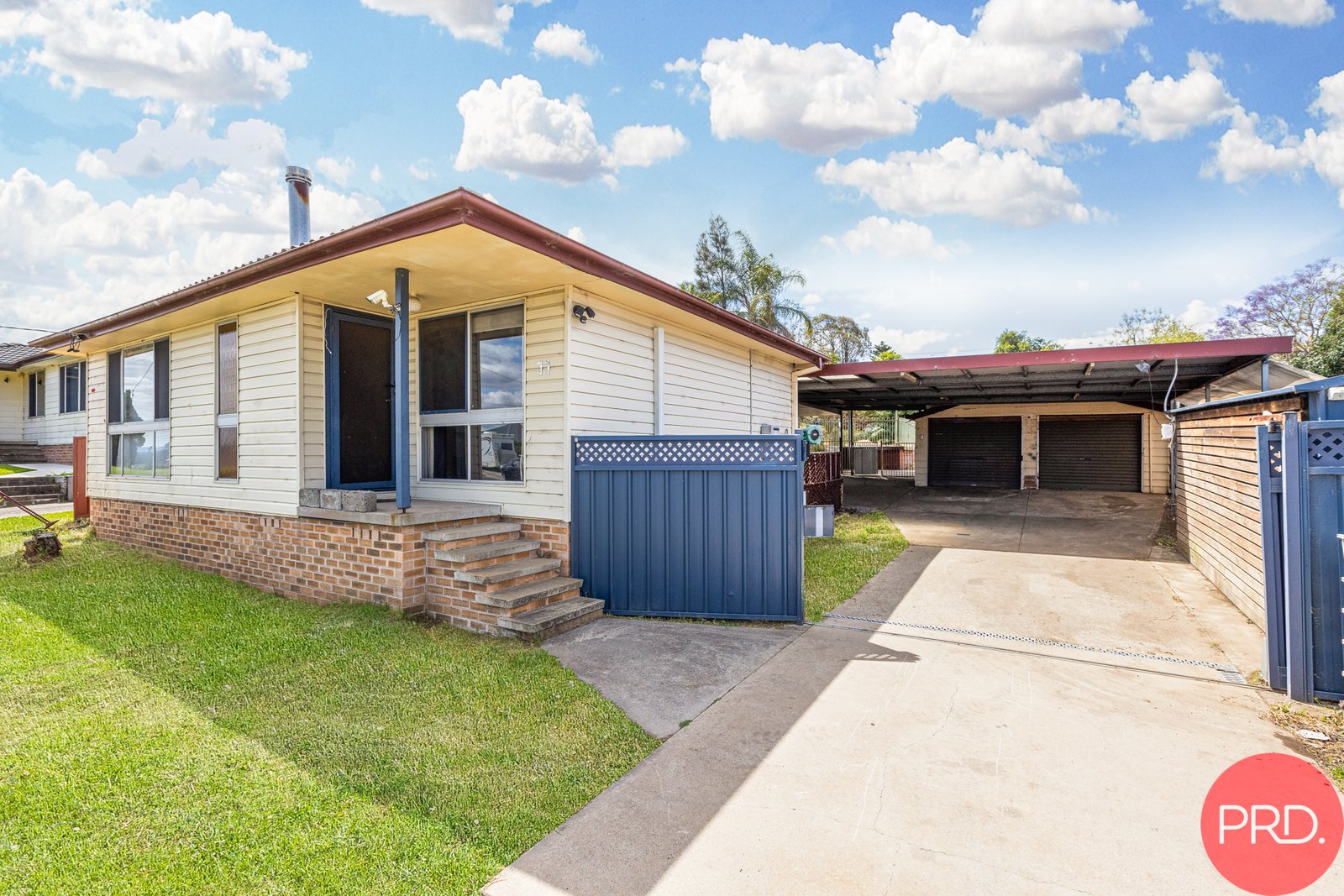 11 Russell Street GILLIESTON HEIGHTS 1