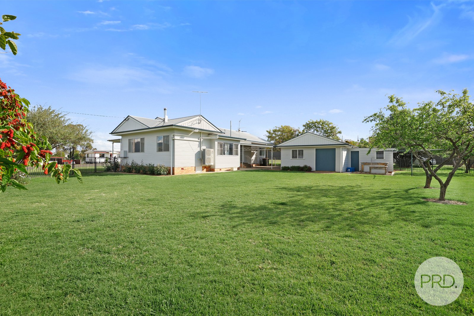11 Russell Street QUIRINDI 14
