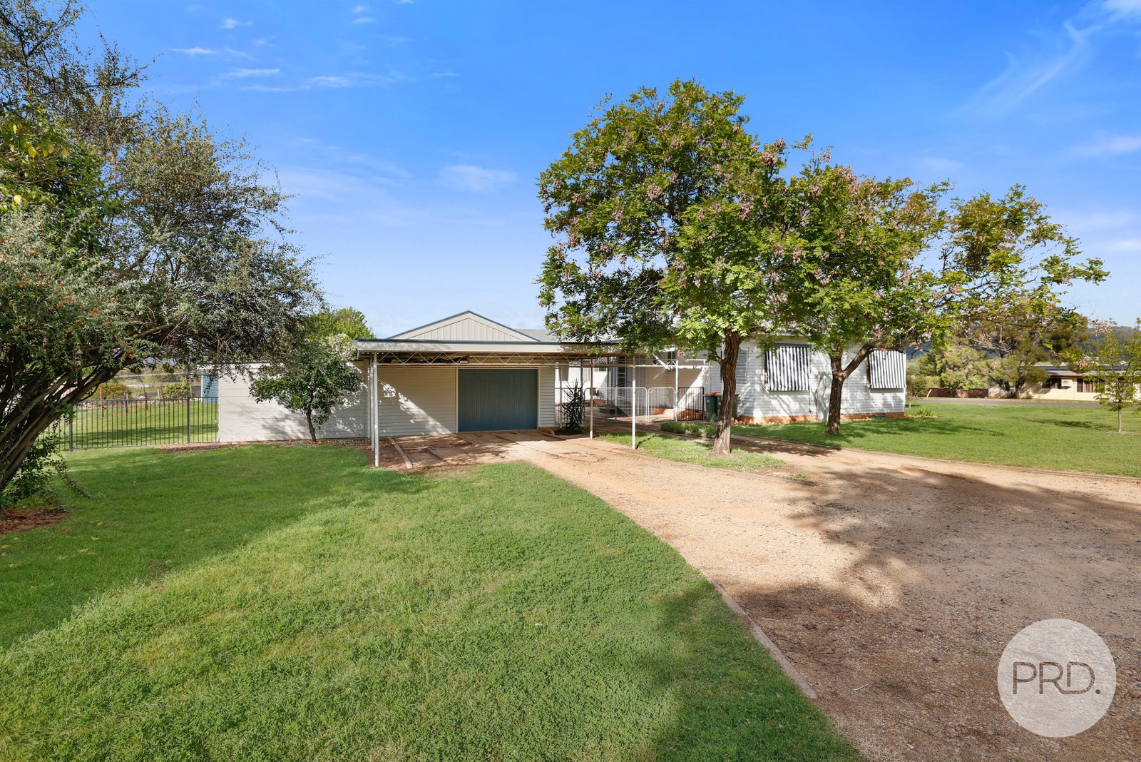 11 Russell Street QUIRINDI 15