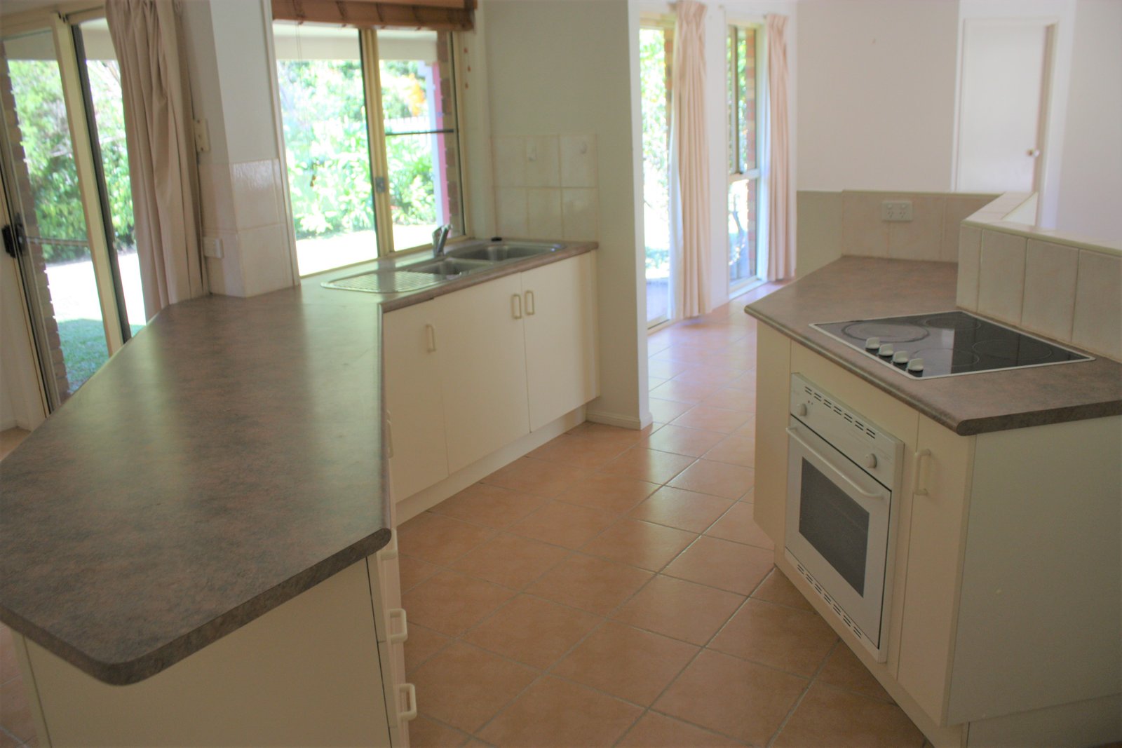 11 Sabel Boulevard JUBILEE POCKET 5