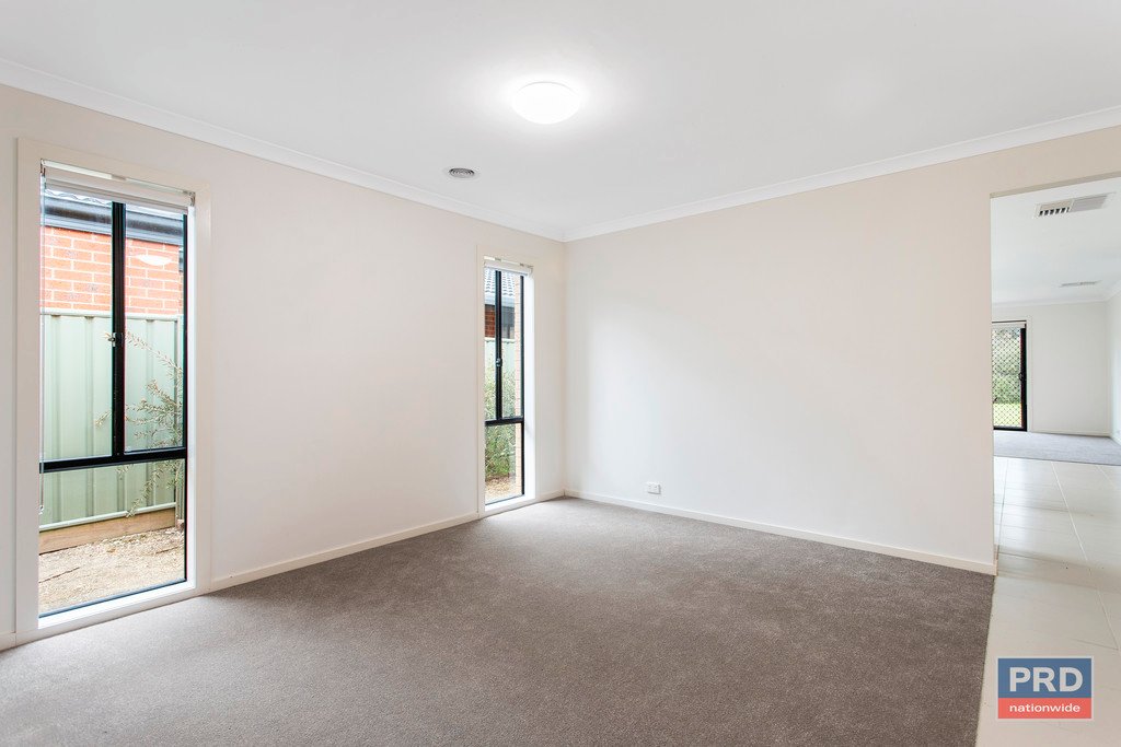 11 Sanctuary Blvd  MAIDEN GULLY 4