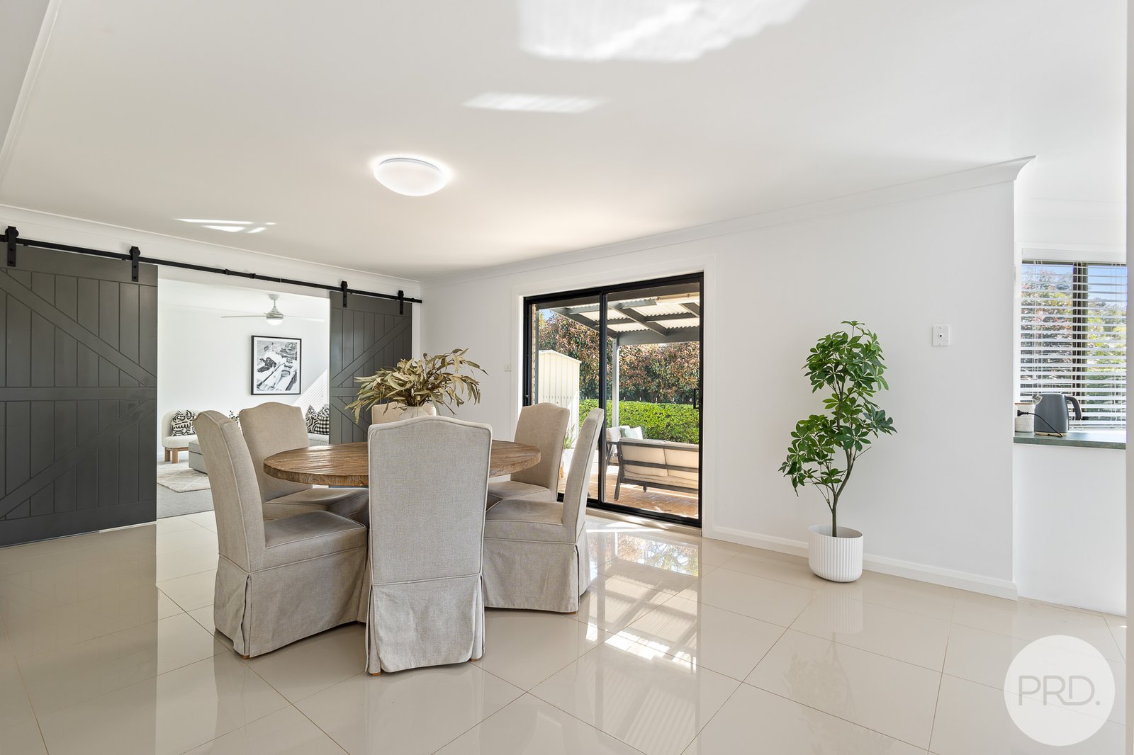 11 Sanderling Close SALAMANDER BAY 6