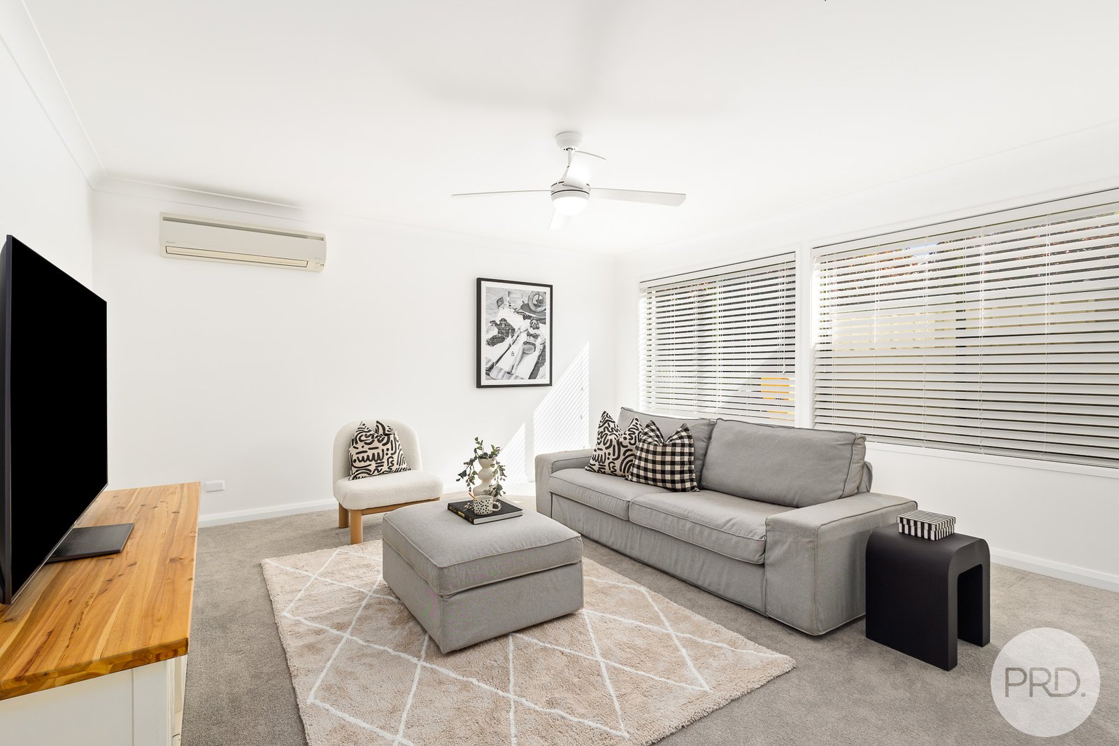 11 Sanderling Close SALAMANDER BAY 12