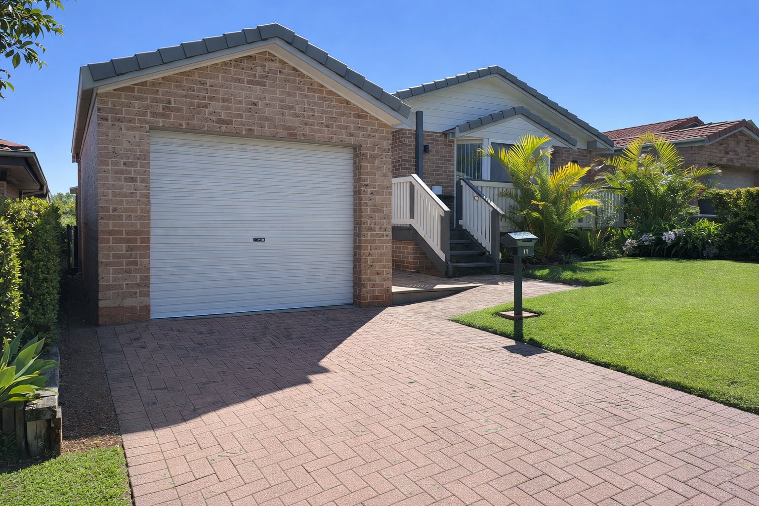 11 Sanderson Road KANAHOOKA 1