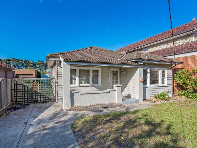 11 Sanderson Street, YARRAVILLE
