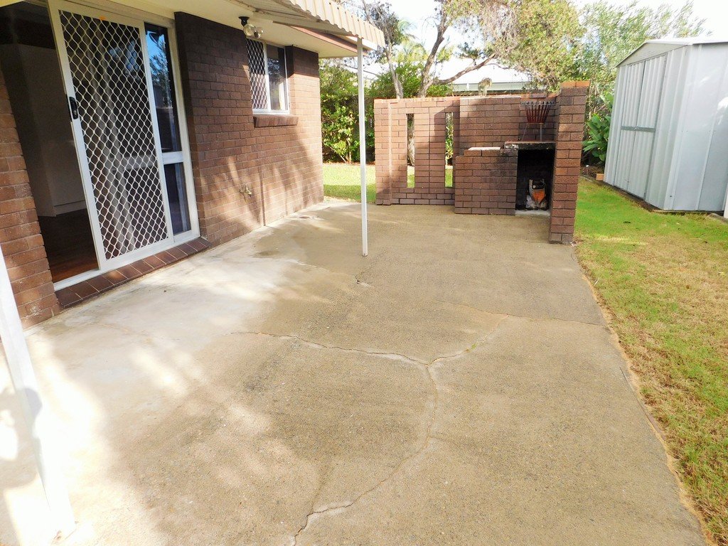 11 Sandpiper Drive BURLEIGH HEADS 9