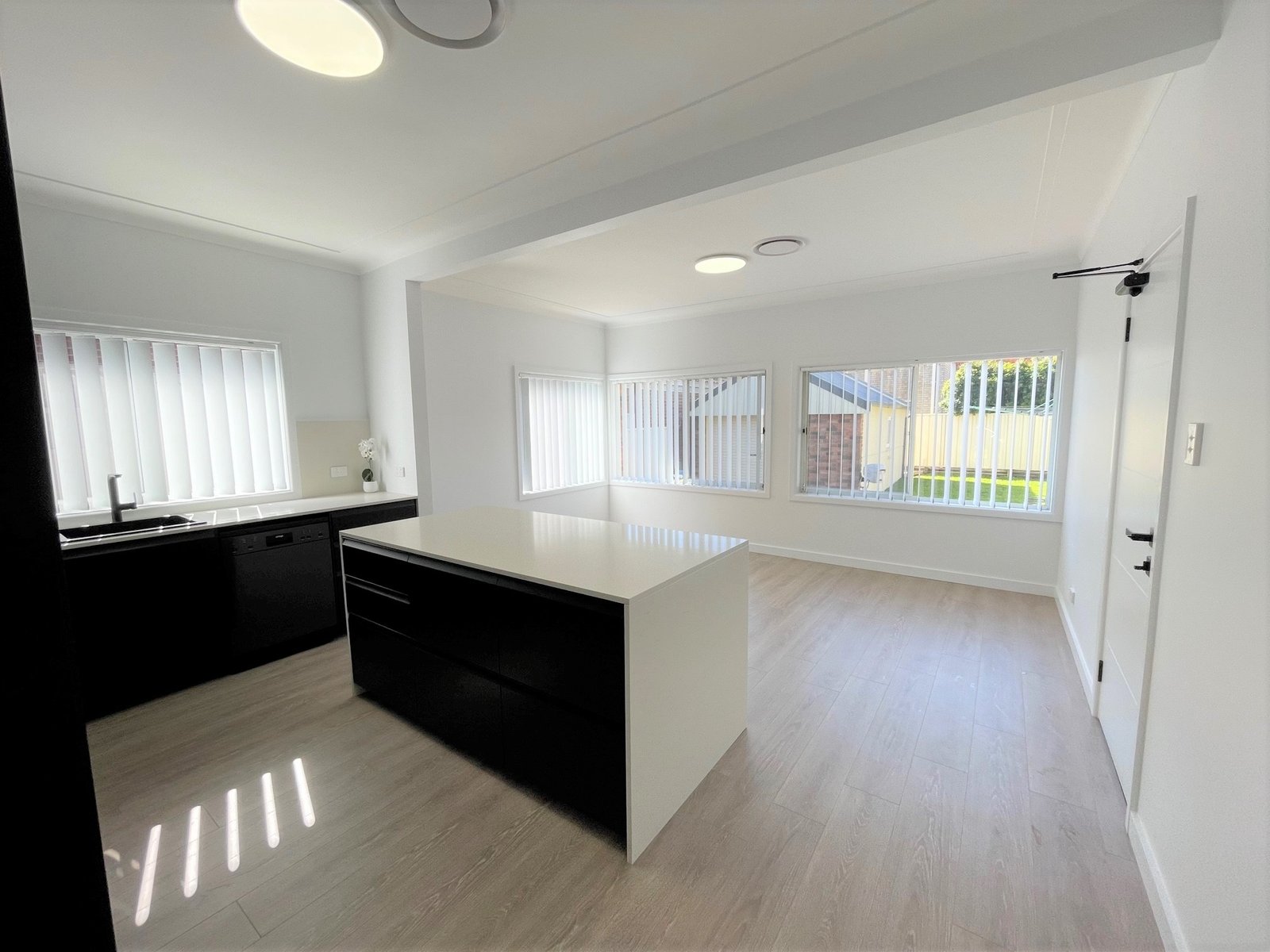 11 Scarborough Street MONTEREY 4