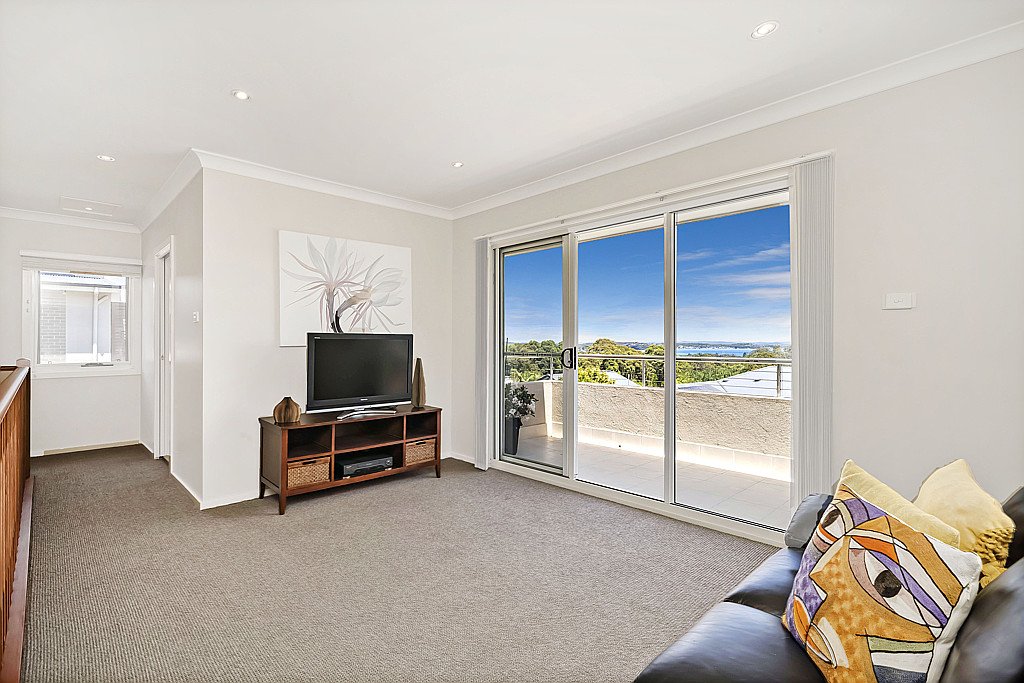 11 Seagrass Circuit CORLETTE 13