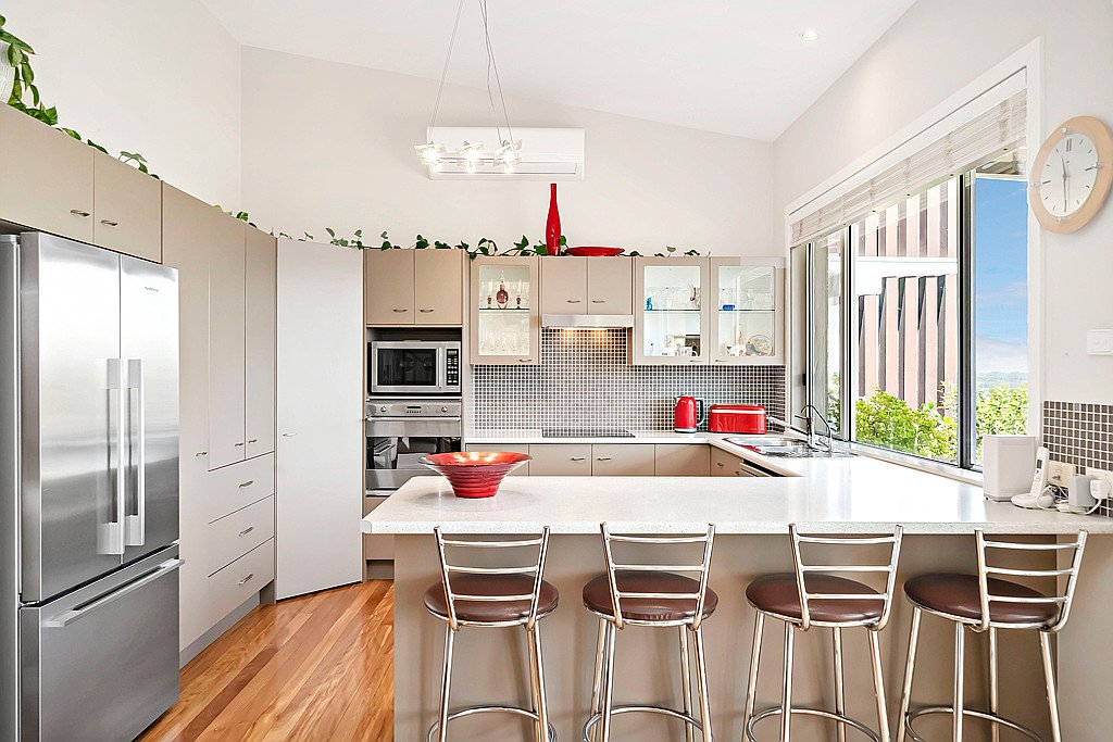 11 Seagrass Circuit CORLETTE 5