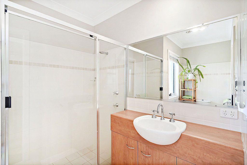 11 Seagrass Circuit CORLETTE 12