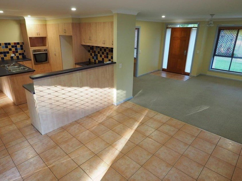 11 Seaside Close KORORA 2