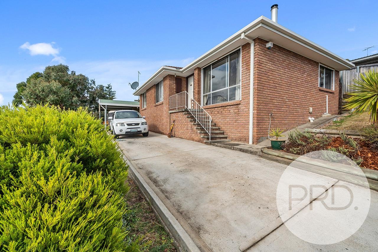 11 Seddon Street AUSTINS FERRY 1