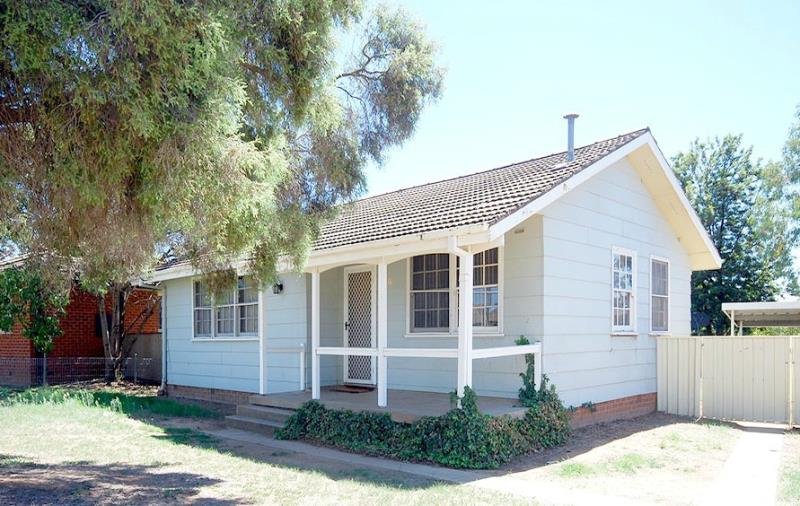 11 Sepik Road ASHMONT 1