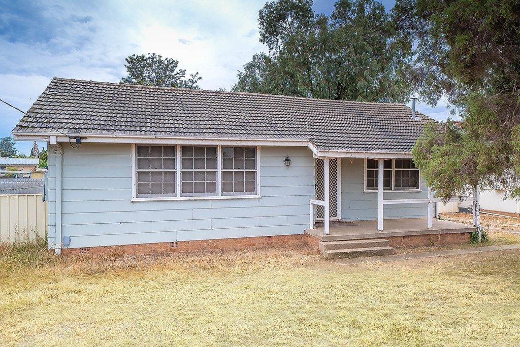 11 Sepik Road ASHMONT 1