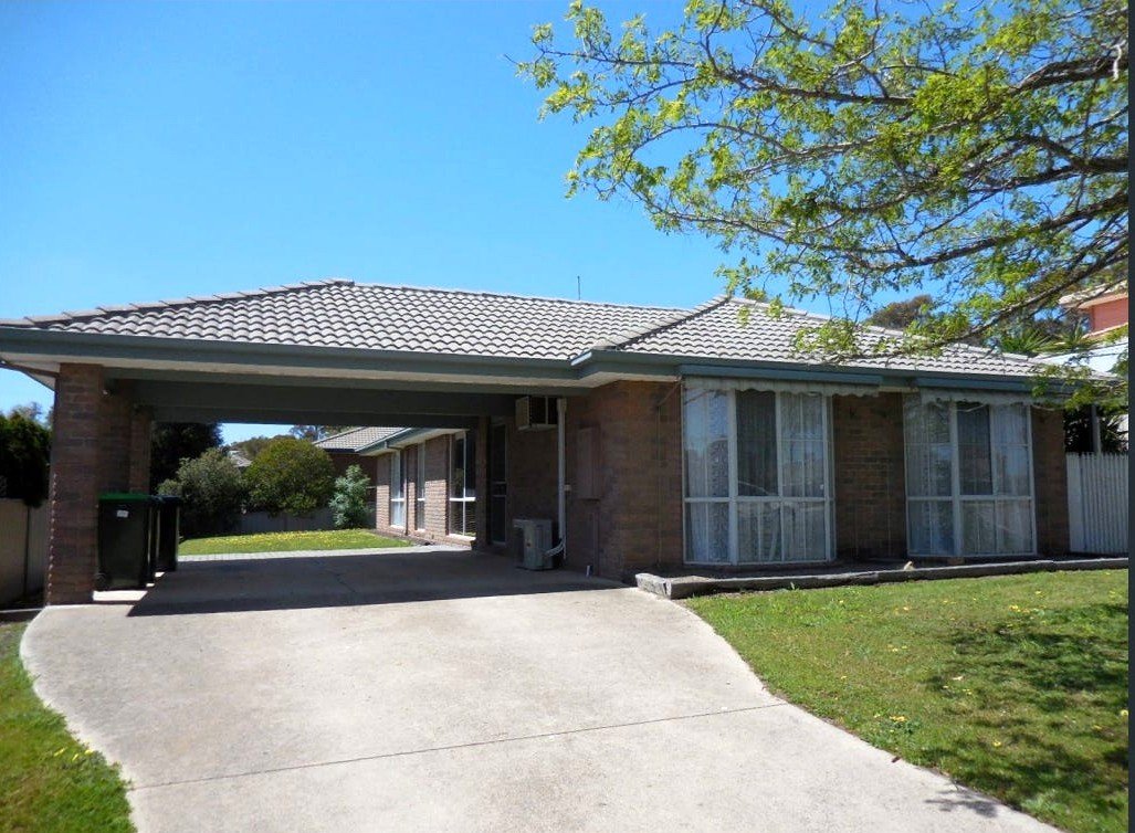 Gallery: 11 Sherwood Drive