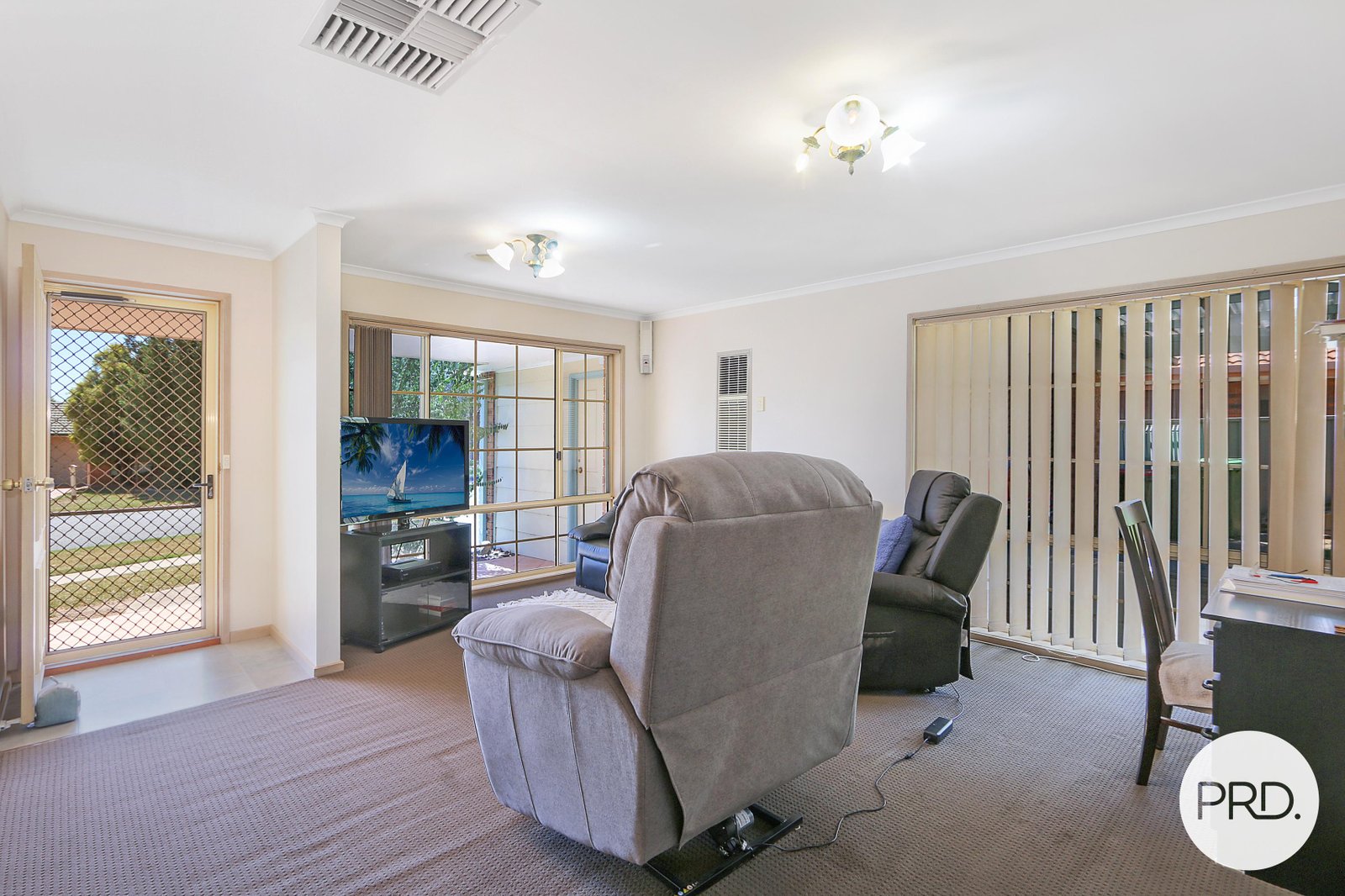 11 Shiels Court WEST WODONGA 7