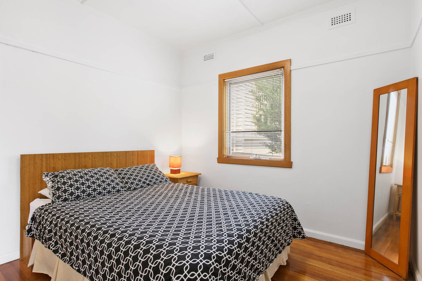 Real Estate and Property in 11 Shirley Avenue, Sorrento, VIC