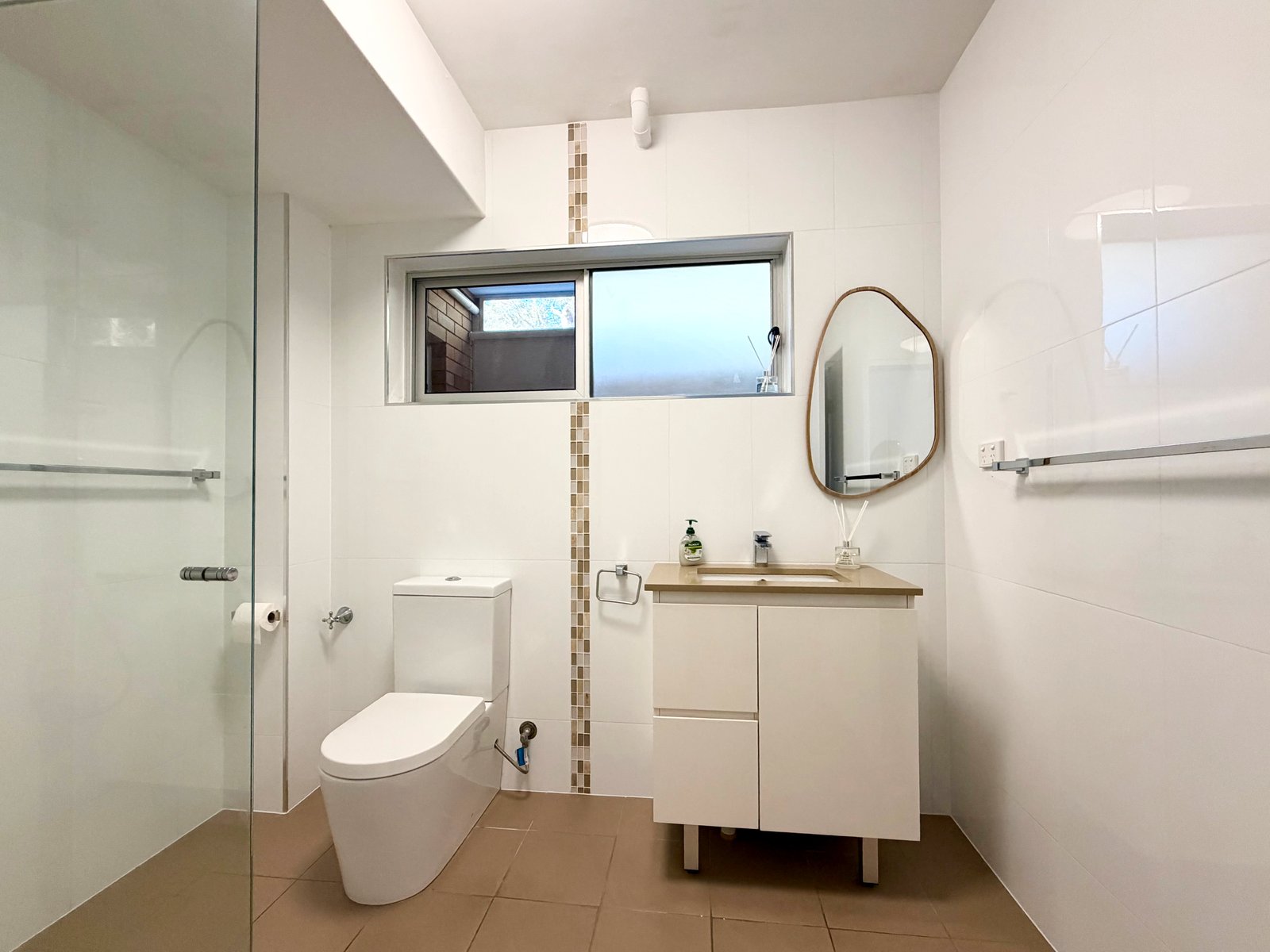 1/1 Shoal Bay Road SHOAL BAY 18