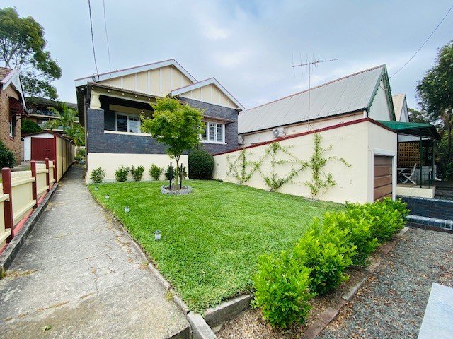 11 Short Street CARLTON 2