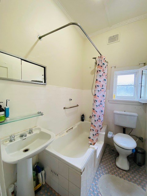 11 Short Street CARLTON 9