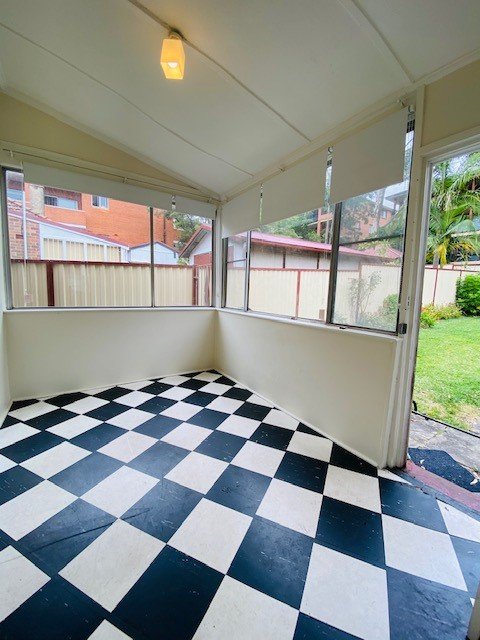11 Short Street CARLTON 13