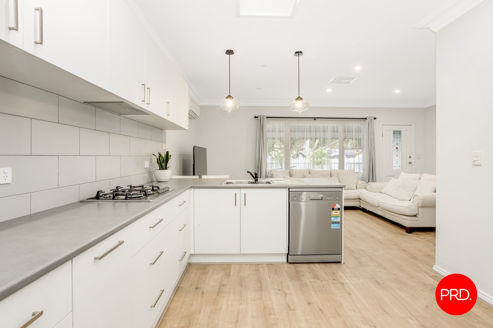11 Short Street KANGAROO FLAT 4