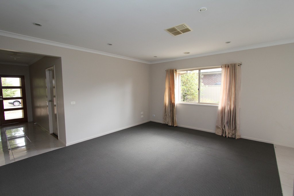 11 Sienna Street ALFREDTON 3