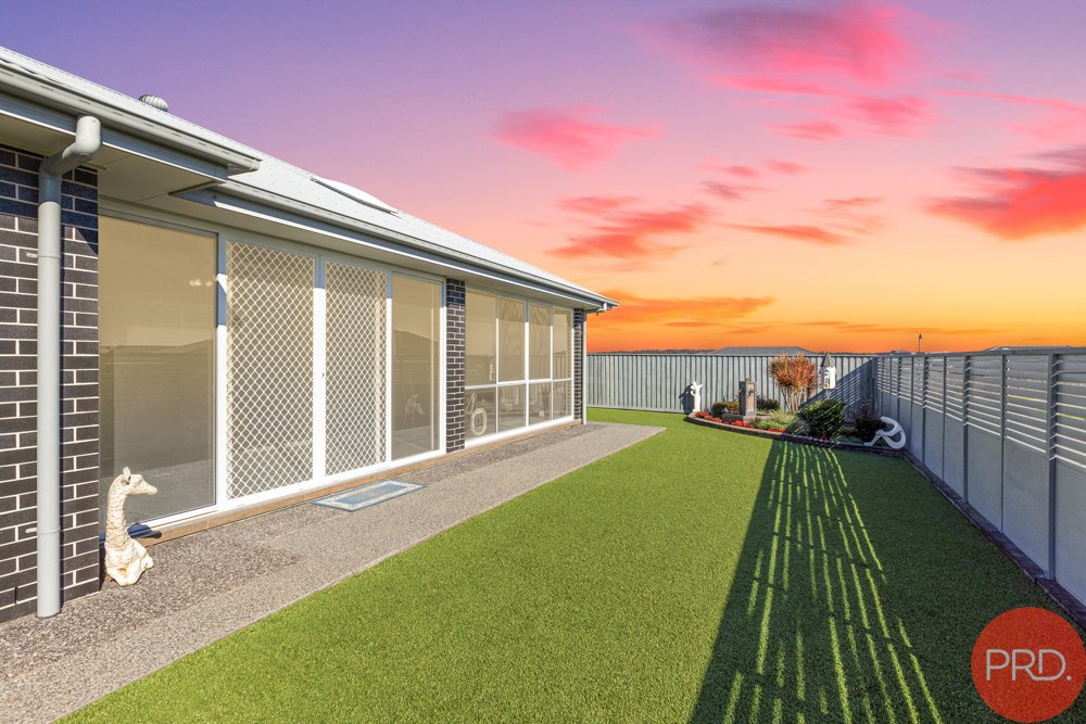 11 Skimmer Street CHISHOLM 4