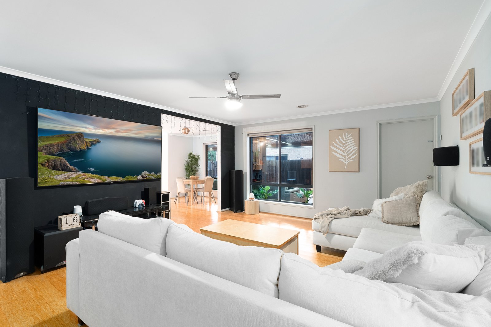 Gallery: 11 Smith Street