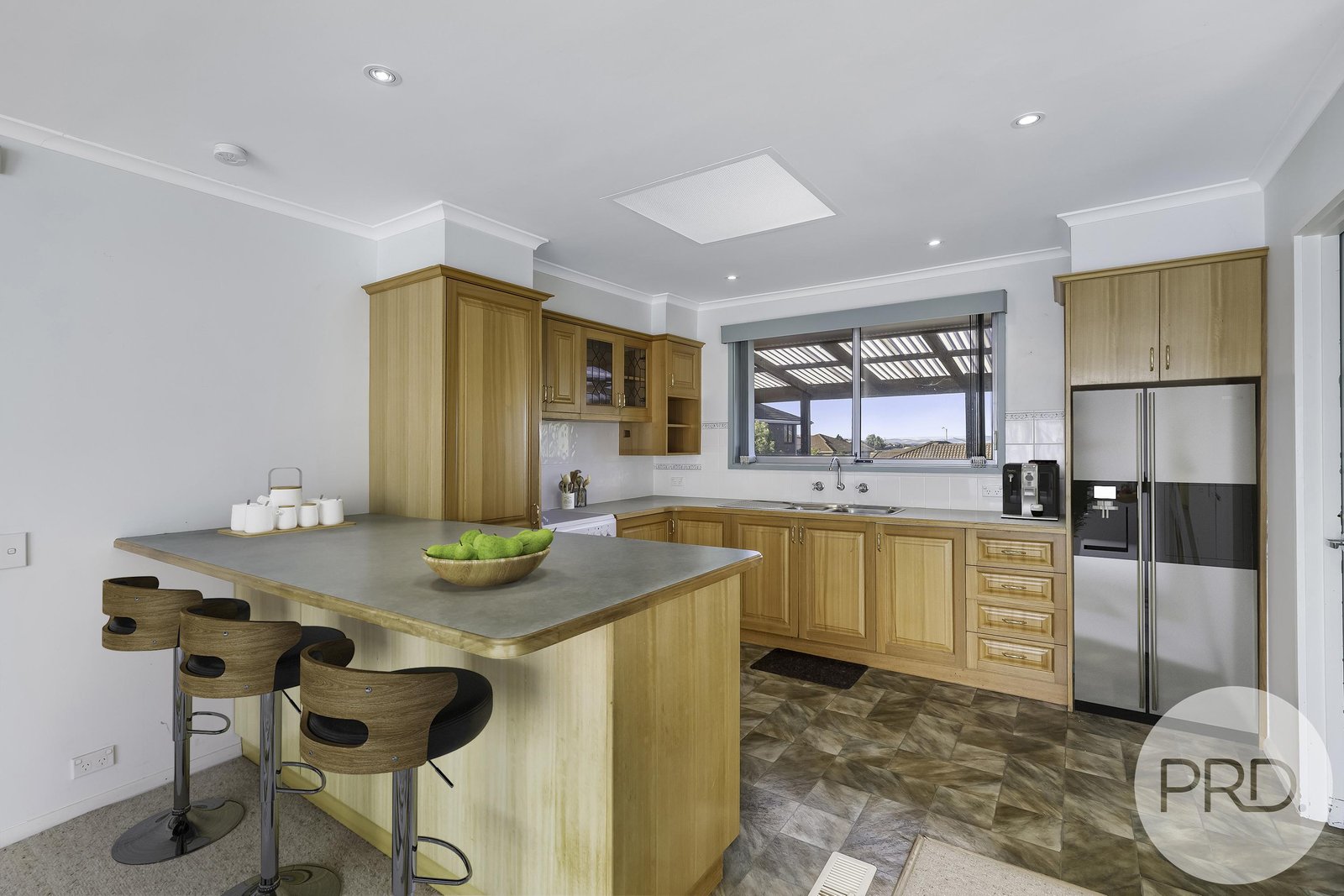 11 Somers Way HOWRAH 8