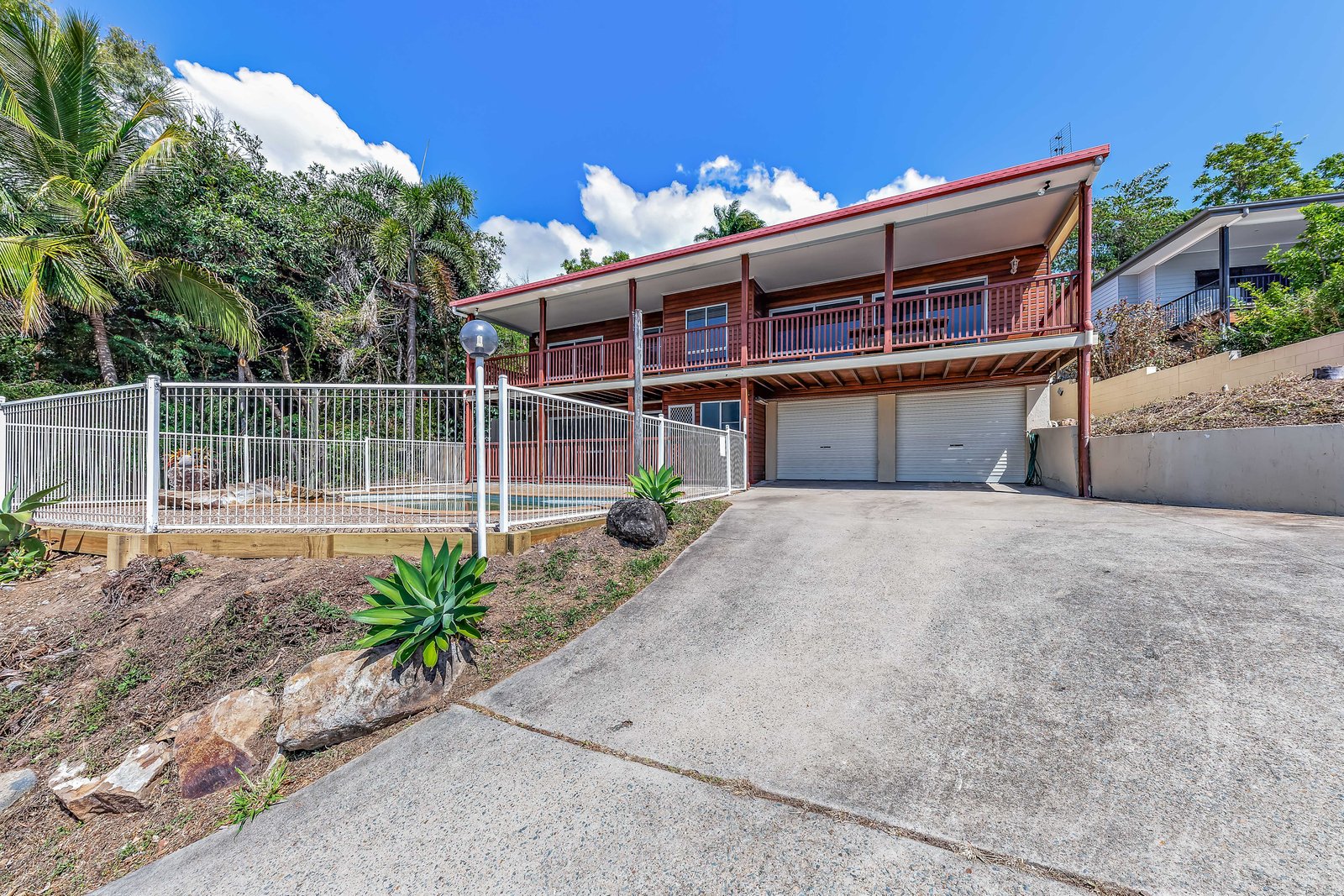 11 South Molle Boulevard CANNONVALE 16