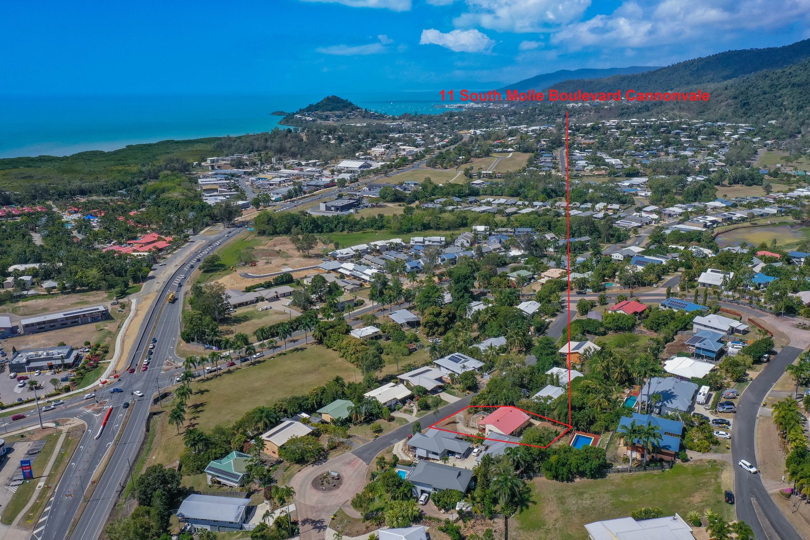 11 South Molle Boulevard CANNONVALE 24