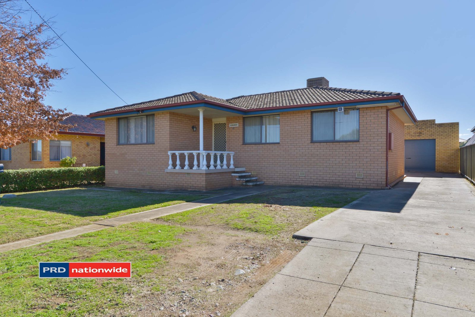 11 Southview Street TAMWORTH 1