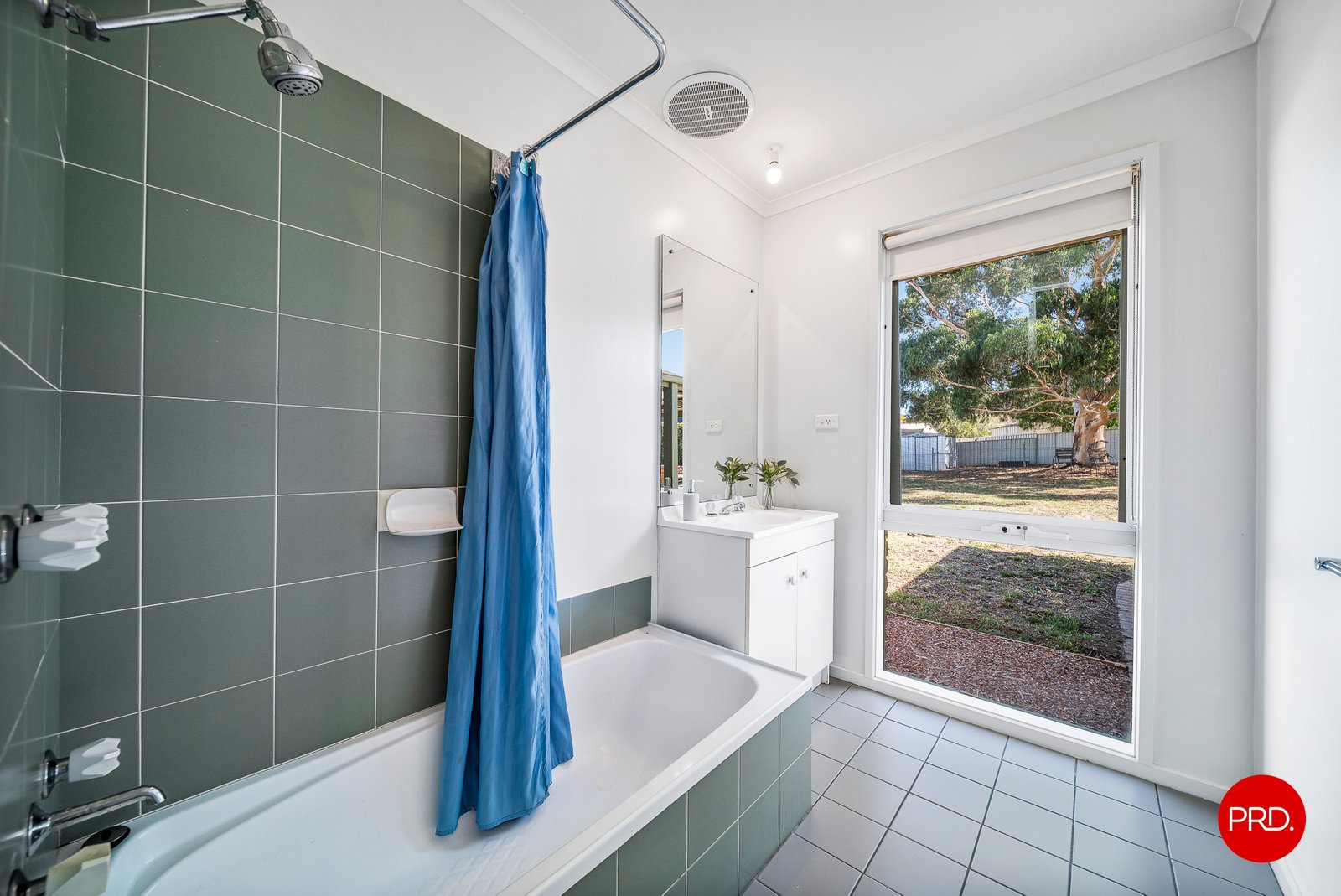 11 Spencer Drive KANGAROO FLAT 10