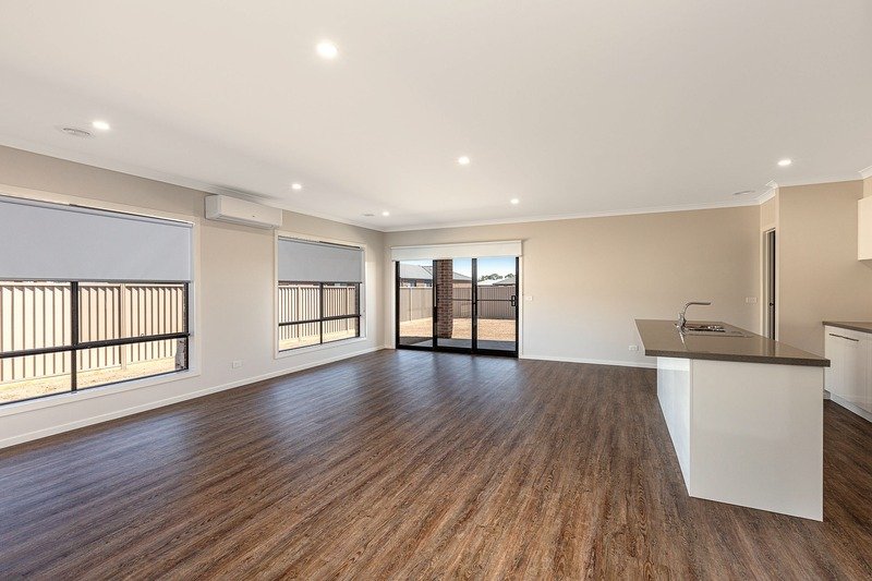 Gallery: 11 Spoonbill Avenue