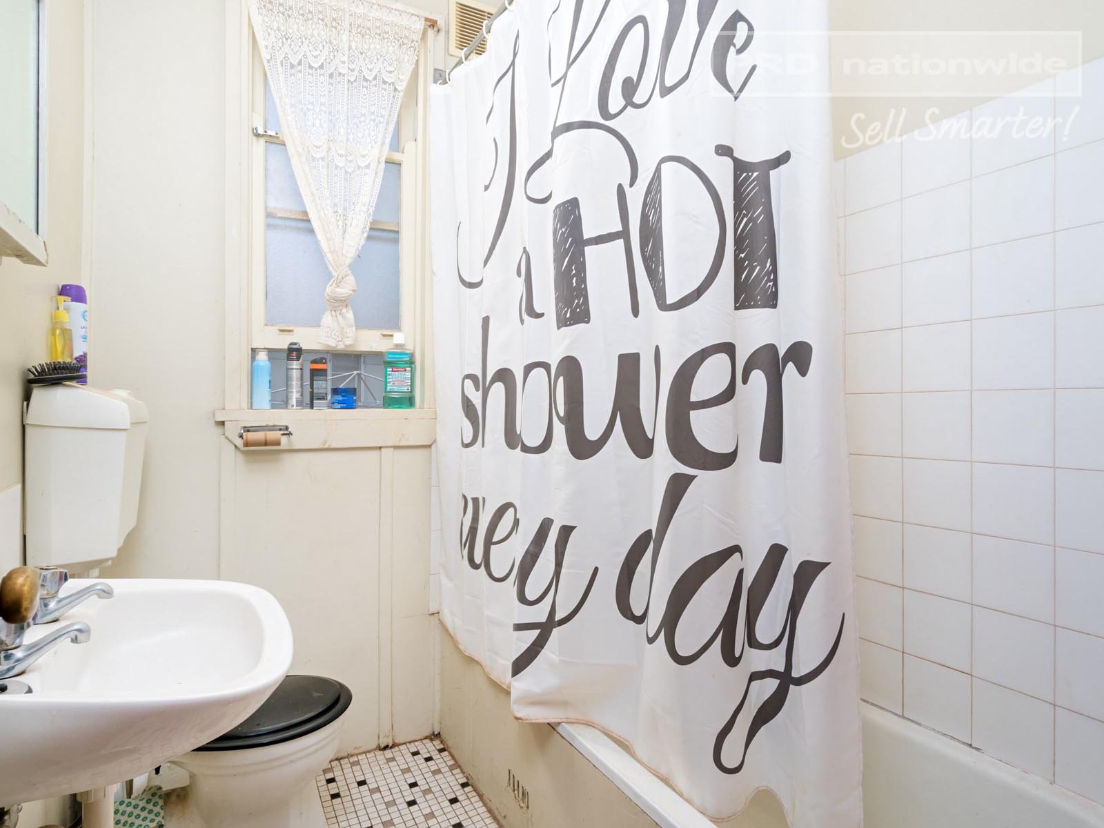 11 Spooner Avenue MOUNT AUSTIN 6