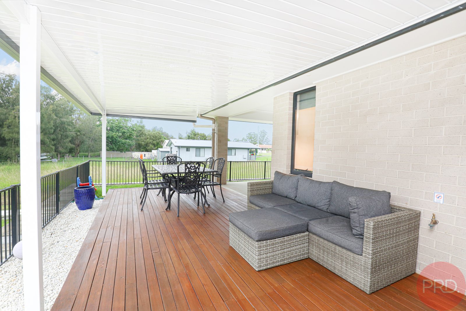 11 Spring Street EAST BRANXTON 16