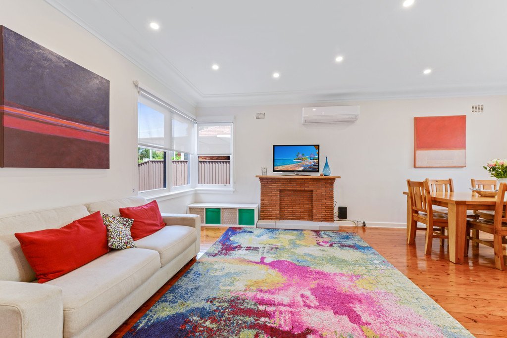 11 St Elmo Parade KINGSGROVE 4